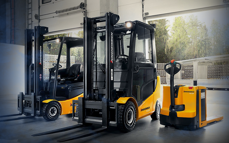 EMPILHADEIRA PEQUENO PORTE